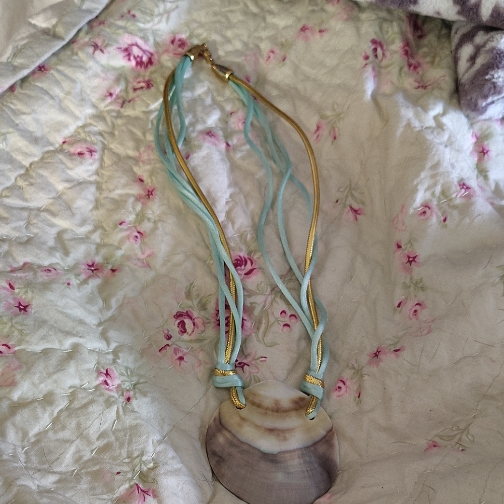 Elegant Blue and Gold Necklace with Layered Strands